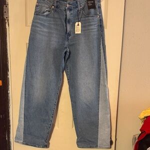 Levi's Women's Straight Leg Blue Jeans